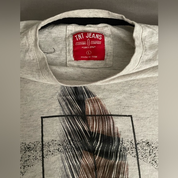 TNT Jeans Brand T-Shirt - Juniors Size Large (fits like an adult small size) - Picture 2 of 4